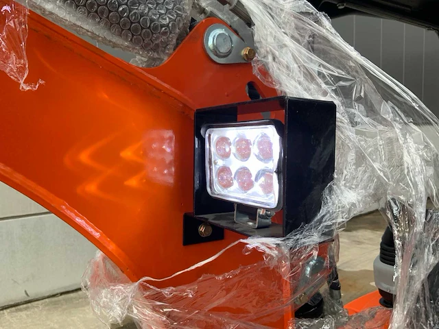 2025 powered by kubota u185 - minigraafmachine - afbeelding 39 van  59