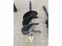 2025 rhino-cross 450/200 set hydraulische grondboren schranklader - afbeelding 4 van  15