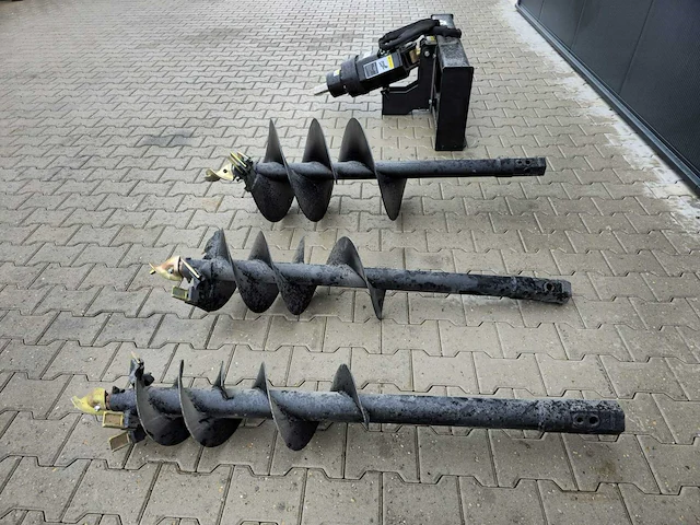 2025 rhino-cross 450/200 set hydraulische grondboren schranklader - afbeelding 7 van  15