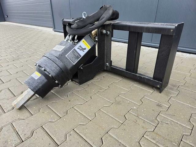 2025 rhino-cross 450/200 set hydraulische grondboren schranklader - afbeelding 12 van  15