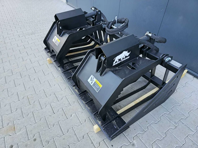 2025 rhino-cross 72 inch rock grapple bucket ten behoeve van schranklader - afbeelding 10 van  11