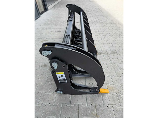 2025 rhino-cross 78 inch heavy duty fork grapple industriele grijper met tanden ten behoeve van schranklader - afbeelding 6 van  10