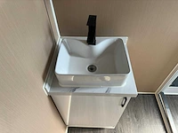 2025 rhino-cross-containers 1 deur en 3 ramen zwart 40ft hq/12 m - containerwoning / container office unit - afbeelding 13 van  35