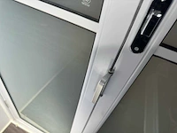 2025 rhino-cross-containers 1 deur en 3 ramen zwart 40ft hq/12 m - containerwoning / container office unit - afbeelding 22 van  35