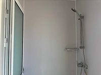 2025 rhino-cross-containers 1 deur en 3 ramen zwart 40ft hq/12 m - containerwoning / container office unit - afbeelding 26 van  35