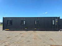 2025 rhino-cross-containers 1 deur en 3 ramen zwart 40ft hq/12 m - containerwoning / container office unit - afbeelding 4 van  35
