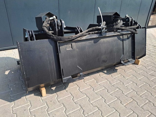 2025 rhino-cross grapple bucket 72 inch - afbeelding 4 van  12