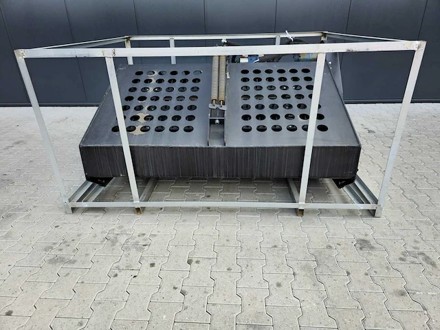 2025 rhino-cross landscape rake ten behoeve van shovel/schranklader - afbeelding 11 van  18