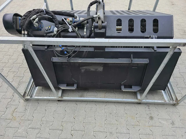 2025 rhino-cross landscape rake ten behoeve van shovel/schranklader - afbeelding 15 van  18