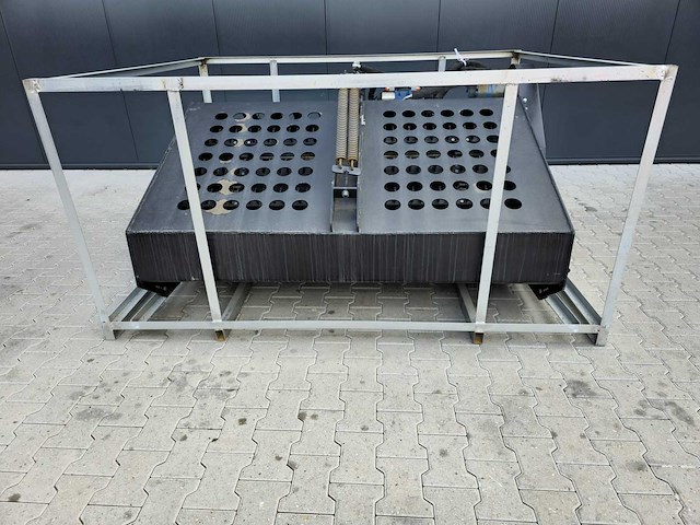 2025 rhino-cross landscape rake ten behoeve van shovel/schranklader - afbeelding 2 van  18