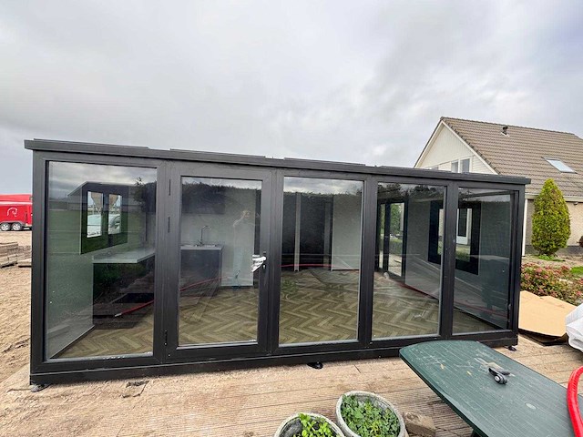 2025 rhino houses 36,5 m2 met glazen wand, 2 slaapkamers, badkamer en keuken mobiele woonunit / tiny house - afbeelding 14 van  19