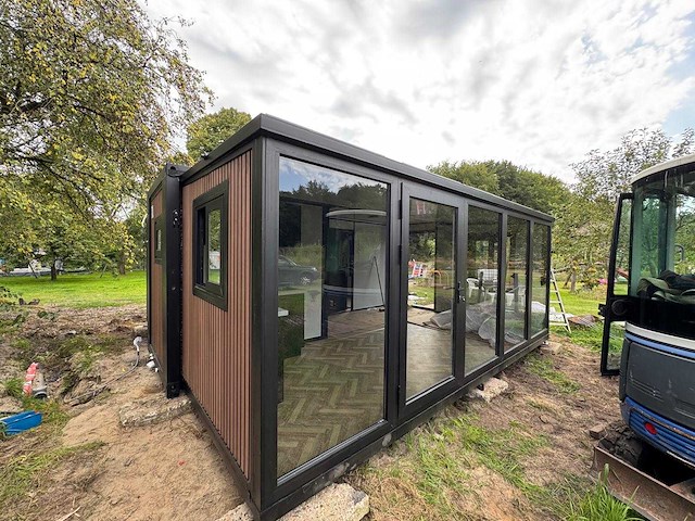 2025 rhino houses 36,5 m2 met glazen wand, 2 slaapkamers, badkamer en keuken mobiele woonunit / tiny house - afbeelding 13 van  19