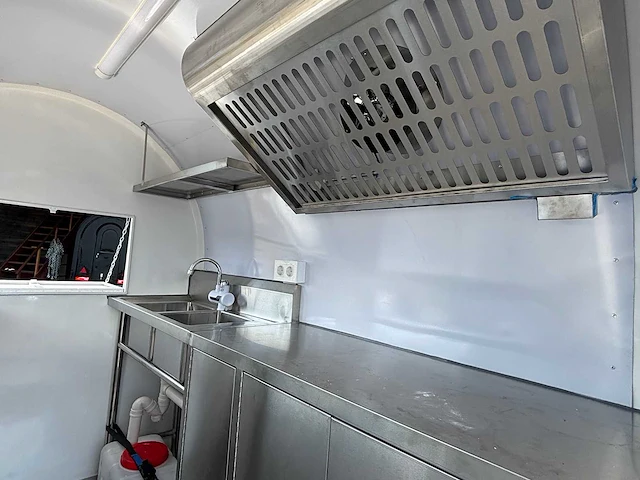 2025 roundtop tune foodtruck - afbeelding 3 van  21