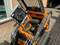 2025 skid steer loader qb480 - afbeelding 2 van  18