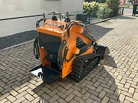2025 skid steer loader qb480 - afbeelding 14 van  18