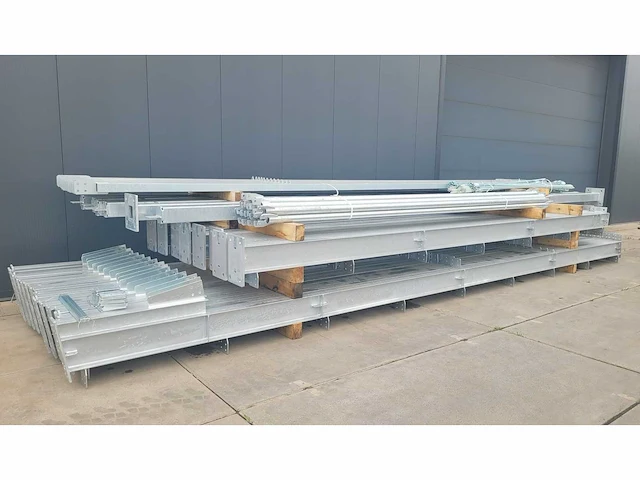 2025 staalconstructie (18 x 35 mtr) - afbeelding 2 van  4