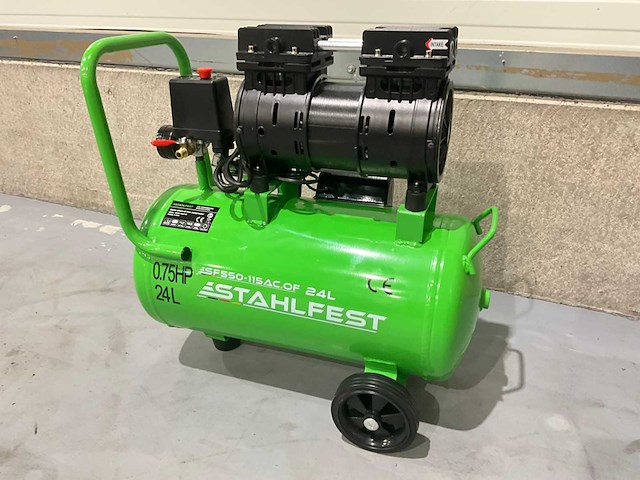 2025 stahlfest sf550-115 24 liter luchtcompressor - afbeelding 3 van  9