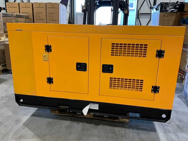 2025 stahltech 70 kva noodstroom diesel generator - afbeelding 8 van  20