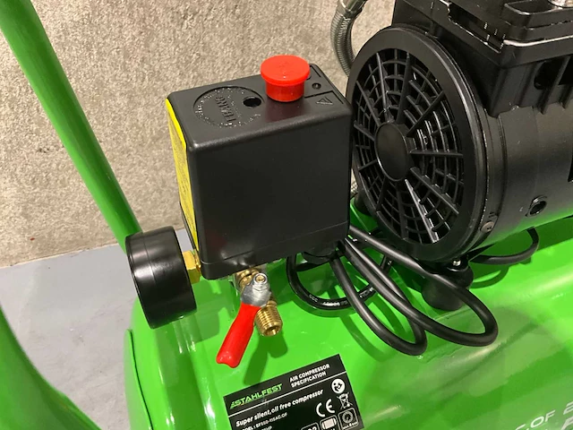 2025 stahlwerk sf550-115 24 liter luchtcompressor - afbeelding 6 van  9