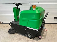 2025 stahlwerk sw1250 zelfrijdende veegmachine - afbeelding 16 van  22