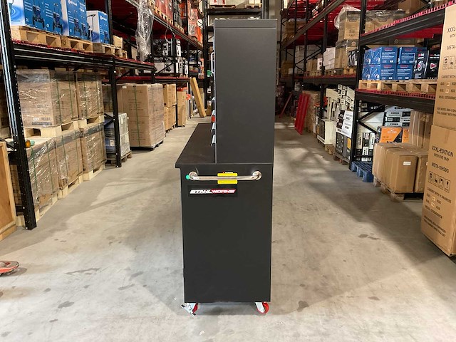 2025 stahlworks 7-18-01c zwart / zilver handvat gereedschapkast verrijdbaar - afbeelding 14 van  16