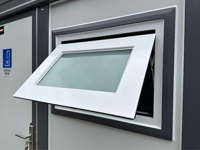 2025 stahlworks deluxe sanitairunit / douche unit - afbeelding 6 van  33