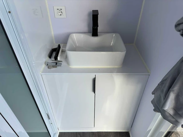 2025 stahlworks eco 6000 b tiny house / atelier / kantoor - afbeelding 16 van  45