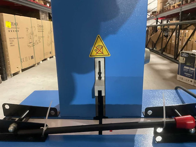 2025 stahlworks hydraulische slangen zaagmachine - afbeelding 8 van  10