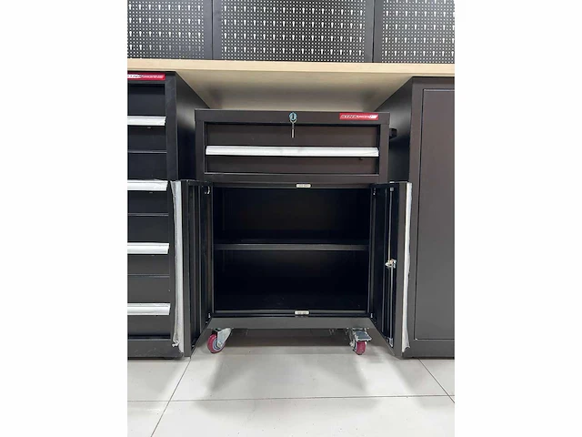 2025 stahlworks os-18 225x55x203 cm werkbank - afbeelding 4 van  6