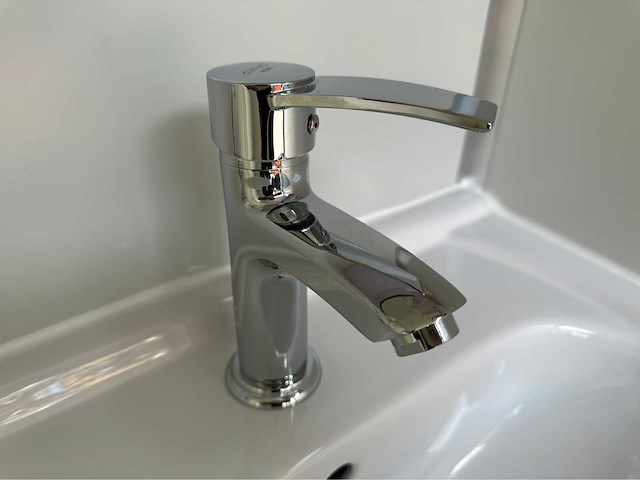 2025 stahlworks standard sanitairunit / douche-/toiletunit - afbeelding 20 van  41