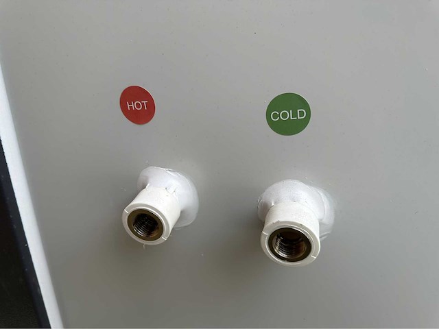 2025 stahlworks standard sanitairunit / douche-/toiletunit - afbeelding 36 van  41