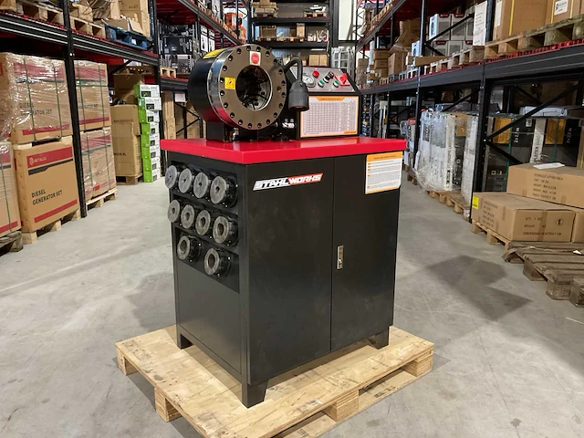 2025 stahlworks sw-51 hydraulische slangen krimp machine afpersmachine - afbeelding 23 van  29