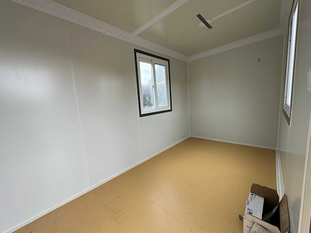 2025 stahlworks type d wit inclusief badkamer en keuken mobiele woonunit / tiny house - afbeelding 2 van  17