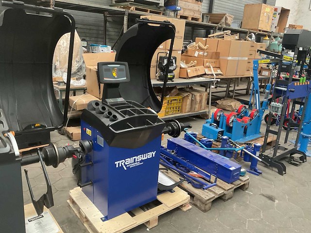 2025 trainsway zh827a banden balanceerapparaat - afbeelding 3 van  6