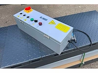 2025 tyreon tpl5500a - 4 koloms uitlijnhefbrug 5t met lucht hydraulische rolkrik (2,5t) en led rijbaanverlichting - afbeelding 10 van  16