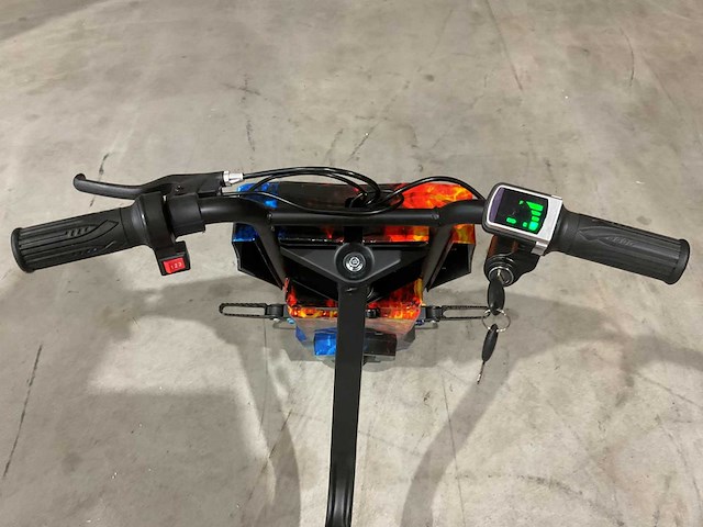 2025 ultra motocross 250w bl/or elektrische drift trike - afbeelding 10 van  14