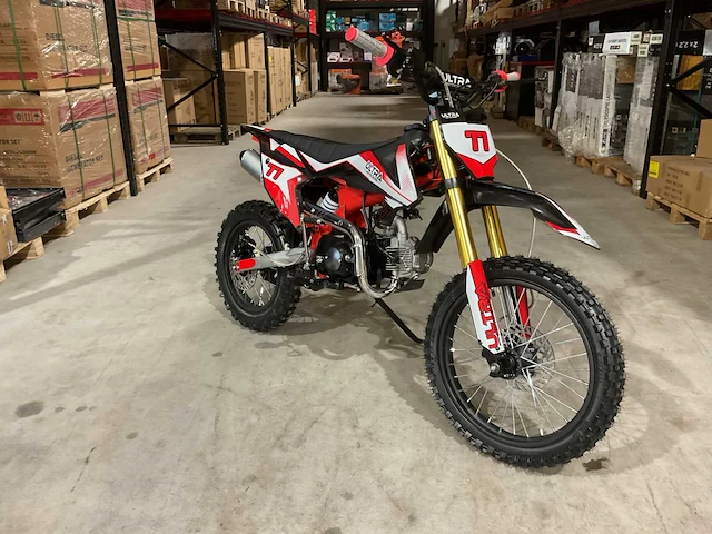 2025 ultra motocross ilx125 crossmotor rood - afbeelding 11 van  18