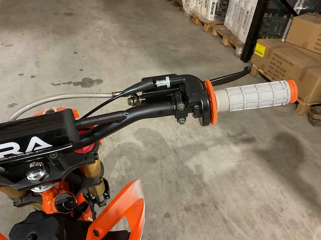 2025 ultra motocross ilx125 or crossmotor - afbeelding 13 van  13