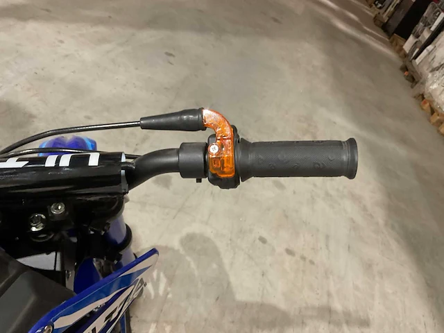 2025 ultra motocross ilx49 crossmotor blauw - afbeelding 12 van  12