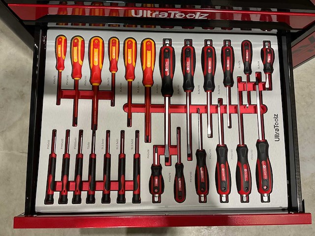 2025 ultratoolz germany 7/7 pro gereedschapswagen gevuld - afbeelding 17 van  18