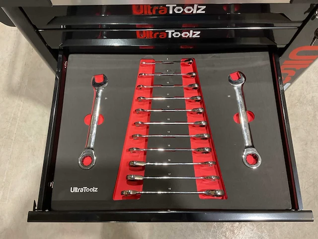 2025 ultratoolz germany 7/7 xxl-edition gereedschapswagen gevuld - afbeelding 9 van  17
