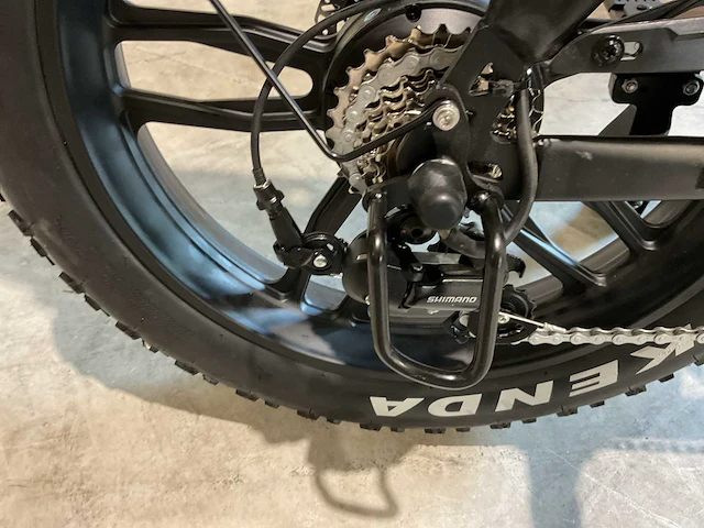 2025 v8 dubbele accu electrische fiets - afbeelding 13 van  24