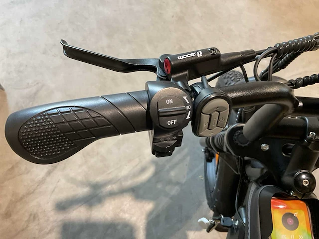 2025 v8 dubbele accu electrische fiets - afbeelding 16 van  24