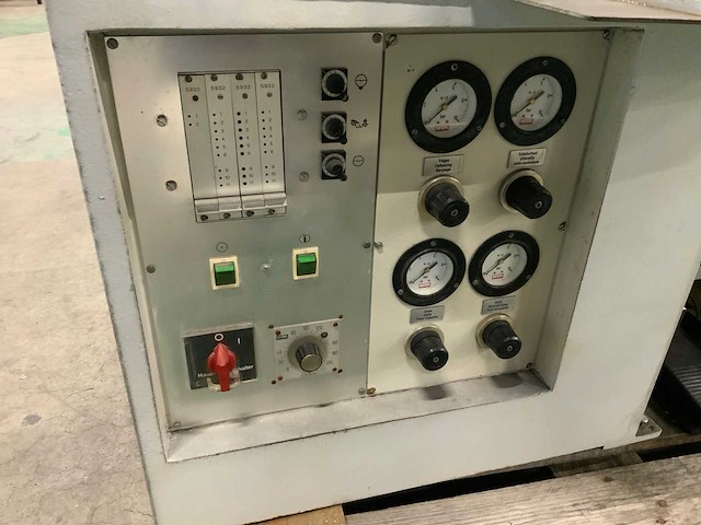 2091 wsk 1234 reliëfdrukmachine - afbeelding 3 van  5