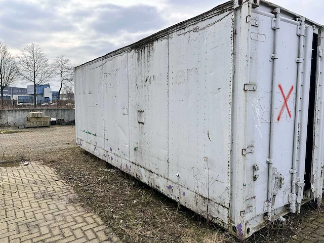 20ft - container op rails - afbeelding 1 van  4