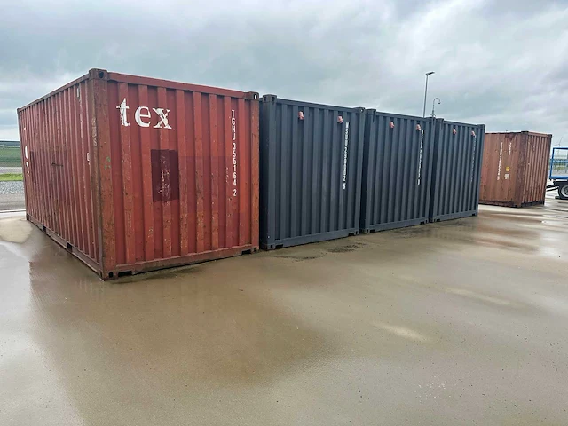 20ft opslagcontainers met grote partij ongebruikt ict materiaal (5x) - afbeelding 5 van  37