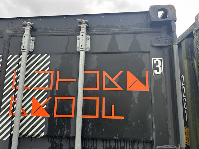 20ft opslagcontainers met grote partij ongebruikt ict materiaal (5x) - afbeelding 7 van  37