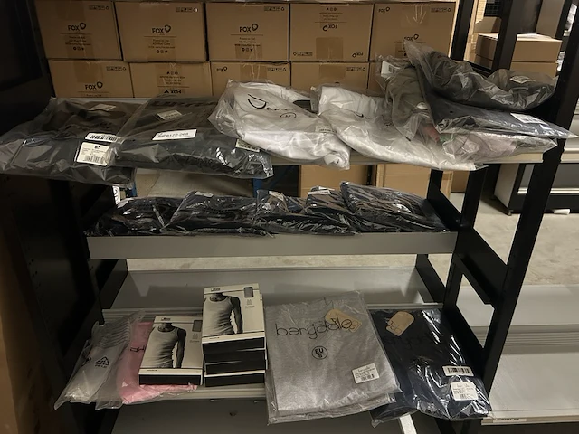20x diverse kleding w.o. berydale, james taylor, lower east - afbeelding 1 van  6