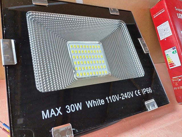 20x led floodlicht 30 watt - afbeelding 6 van  7