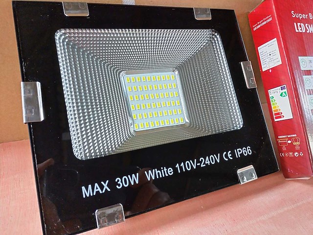 20x led paneel flood light 30 watt - afbeelding 1 van  7